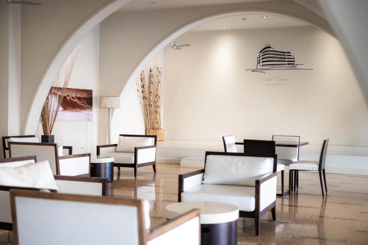 Hotel Medano Bagian luar foto