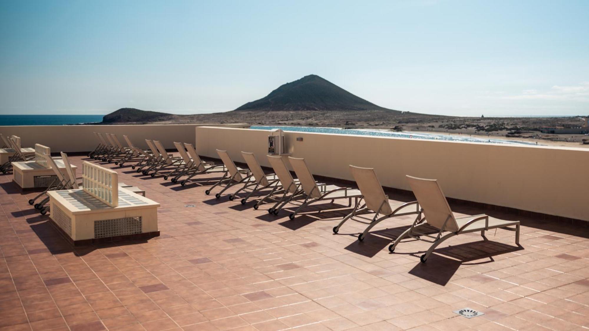 Hotel Medano Bagian luar foto