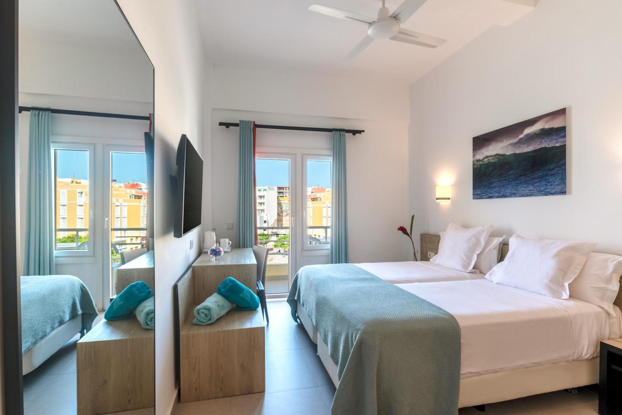 Hotel Medano Bagian luar foto